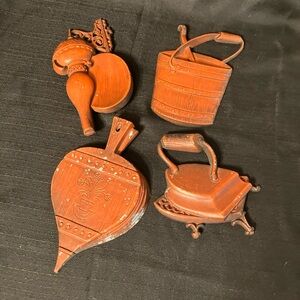 Vintage four piece Hoda painted metal kitchen wall art hangings